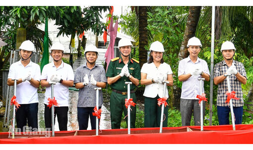 Khởi công 2 cầu bê tông trị giá 700 triệu đồng ở xã Thạnh Lộc