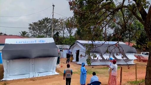 Mỗi 30 phút lại có 1 người tử vong vì Ebola