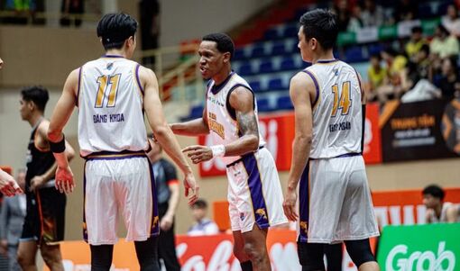 VBA 2026: Nha Trang Dolphins giành vé vào playoffs