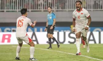 Thắng Malaysia 2-0 ngay trên sân khách, tuyển Việt Nam "đặt chỗ" ở chung kết ASEAN Cup