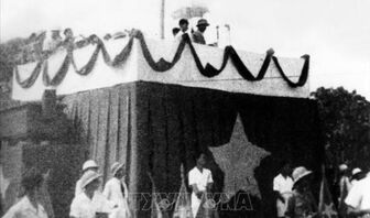 Vai trò to lớn của Chủ tịch Hồ Chí Minh trong Cách mạng Tháng Tám 1945