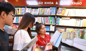 NXB Giáo dục Việt Nam lý giải hiện tượng thiếu sách giáo khoa cục bộ