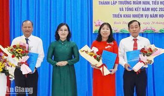 Bình Thạnh Đông, Phú Tân sắp xếp lại mạng lưới trường học
