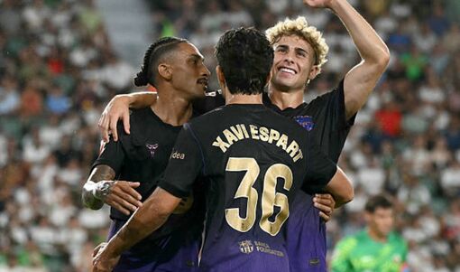 Barca đại thắng Elche nhờ "quân bài tẩy" của Hansi Flick