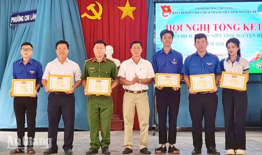Chi Lăng huy động gần 850 triệu đồng thực hiện Chiến dịch Thanh niên tình nguyện hè