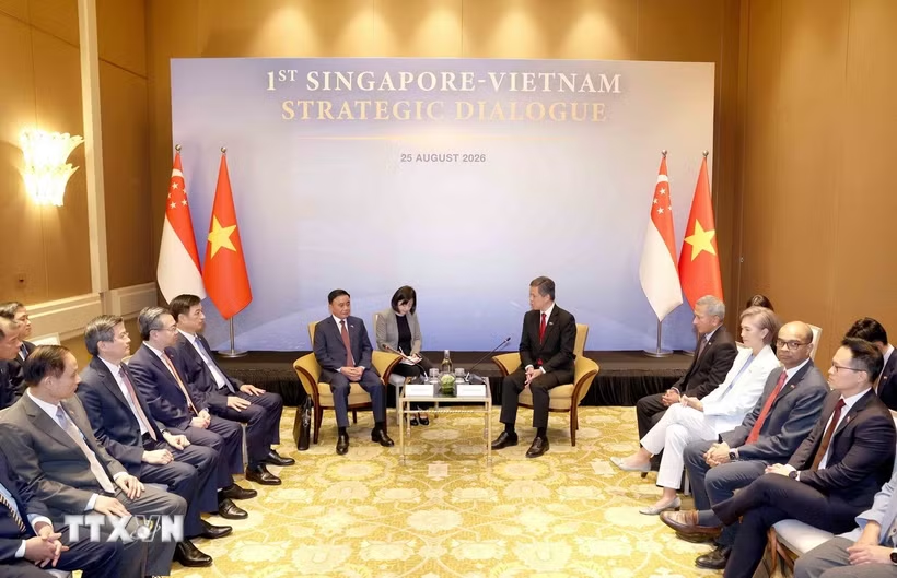 Lễ đón Thường trực Ban Bí thư Trần Cẩm Tú thăm chính thức Singapore