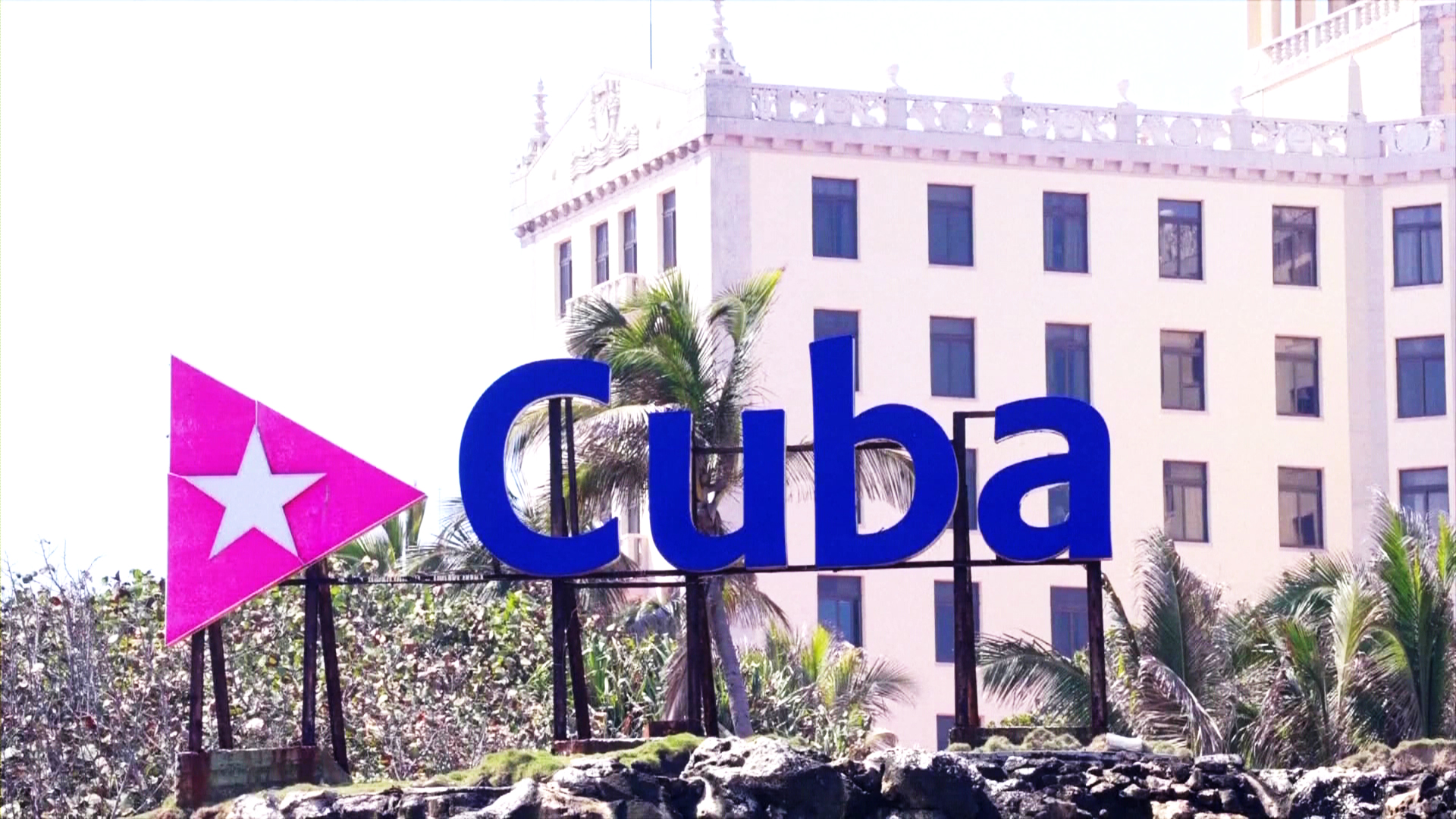 Cuba chỉ trích Mỹ gia hạn lệnh cấm vận thương mại