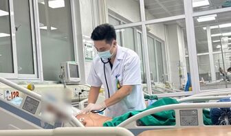 Cứu sống người đàn ông mắc bệnh Whitmore trong tình trạng nguy kịch