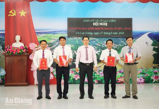 Cù Lao Giêng thành lập 6 Đảng bộ cơ sở trường học