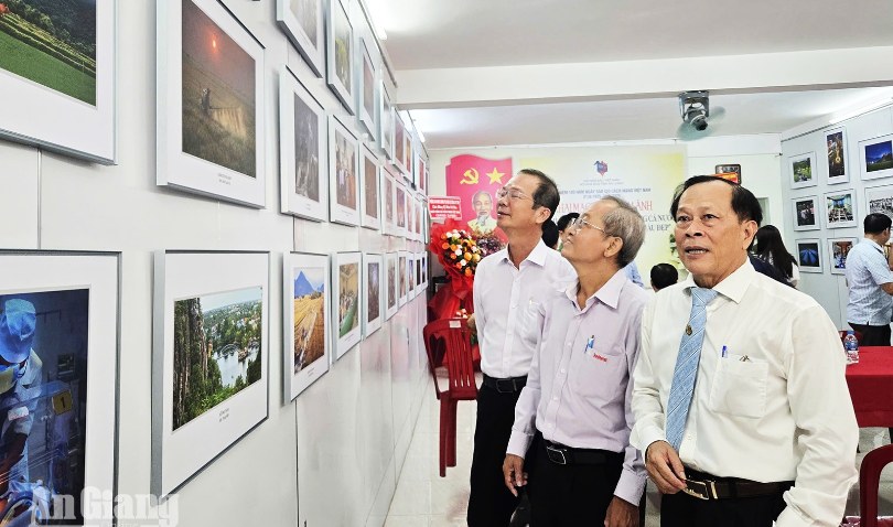 Báo chí An Giang đổi mới, sánh vai cùng thời đại mới
