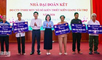 Châu Thành trao 7 căn nhà Đại đoàn kết, kinh phí gần 500 triệu đồng
