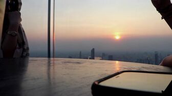 Bangkok có cuộc sống về đêm sôi động nhất thế giới