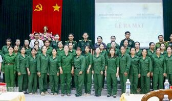 Tịnh Biên ra mắt Tổ phụ nữ tự quản đường biên, cột mốc