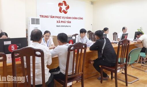 Phú Tân lấy sự hài lòng của người dân làm thước đo