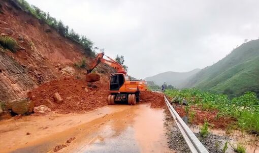 Thời tiết ngày 7/9: Mưa dông diện rộng, cảnh báo lũ quét và sạt lở tại vùng núi