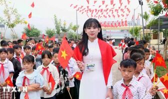 Bộ Nội vụ hướng dẫn tinh giản hiệu trưởng, hiệu phó sau sắp xếp trường học