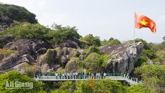 Ô Lâm khai thác di sản văn hóa để phát triển du lịch
