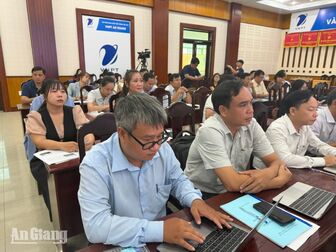 An Giang tập huấn viết bài báo khoa học, ứng dụng AI