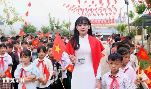Bộ Nội vụ hướng dẫn tinh giản hiệu trưởng, hiệu phó sau sắp xếp trường học