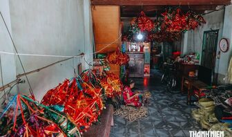 57 năm làm lồng đèn, giữ ký ức trung thu