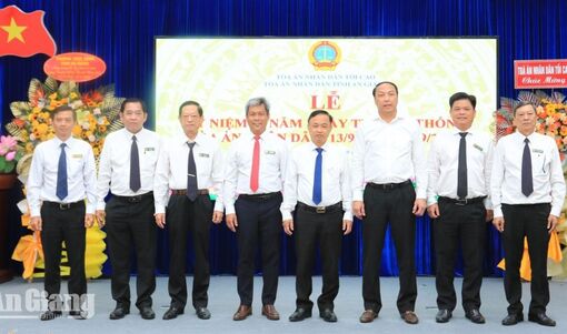 Tòa án nhân dân tỉnh An Giang kỷ niệm 81 năm Ngày truyền thống