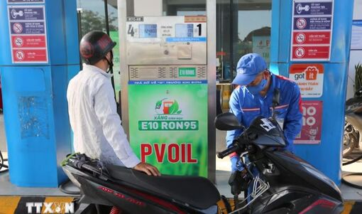 Giá xăng, dầu trong nước đồng loạt tăng, xăng E10 có giá mới là 24.239 đồng