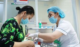 Nhân viên y tế được hưởng phụ cấp ưu đãi nghề như thế nào?