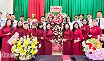 Tòa án nhân dân khu vực 7 - An Giang họp mặt kỷ niệm 81 năm Ngày truyền thống Tòa án nhân dân
