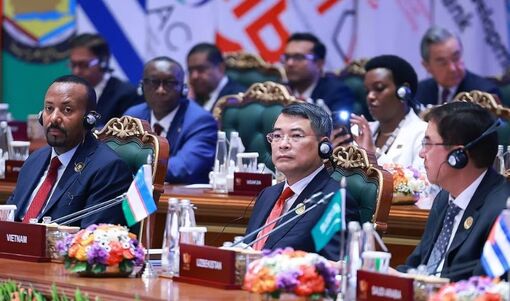 Thủ tướng Lê Minh Hưng dự và phát biểu tại phiên họp Hội nghị thượng đỉnh BRICS