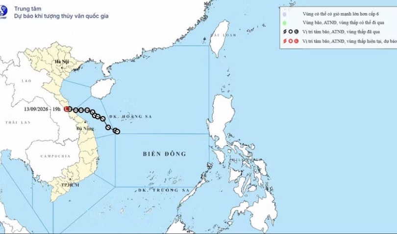 Áp thấp nhiệt đới suy yếu thành vùng áp thấp, tiếp tục gây mưa lớn