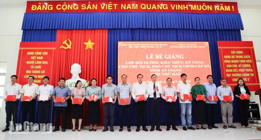 68 Chủ tịch, Phó Chủ tịch UBND cấp xã An Giang hoàn thành lớp bồi dưỡng