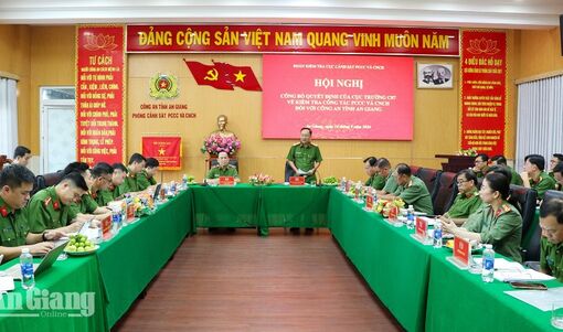 Cục Cảnh sát phòng cháy, chữa cháy và cứu nạn, cứu hộ kiểm tra tại Công an tỉnh An Giang