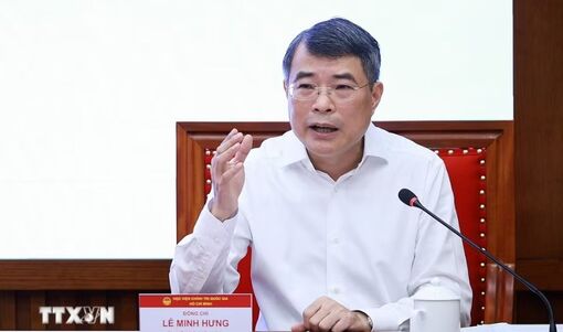 Thủ tướng trao đổi chuyên đề về phát triển nhanh, bền vững và tăng trưởng hai con số với các Ủy viên Trung ương Đảng