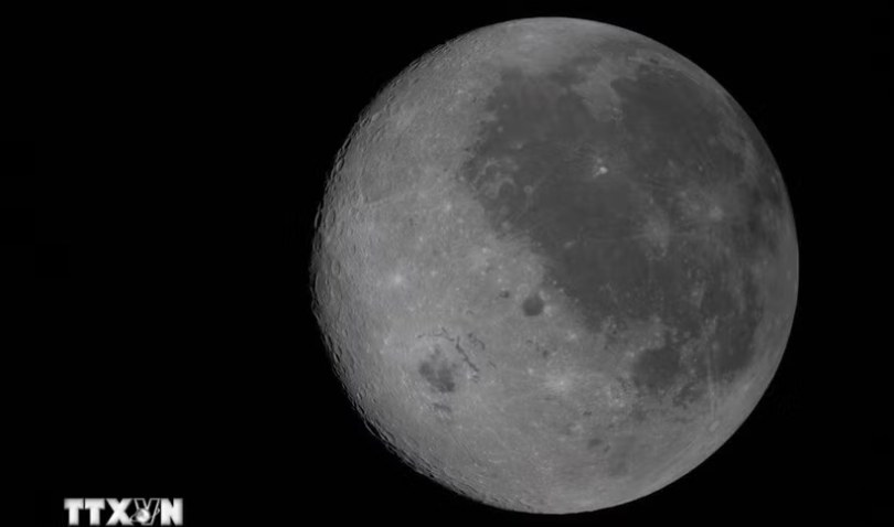 NASA phát hiện dấu tích vụ va chạm hiếm gặp trên Mặt Trăng