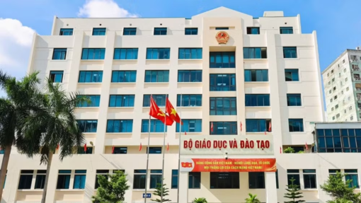 Sáng nay, Bộ trưởng Giáo dục và Đào tạo thực hiện Phiên giải trình, đề cập nhiều vấn đề giáo dục người dân quan tâm