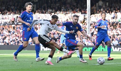Cunha tỏa sáng phút 89, Man Utd thoát thua trước Fulham