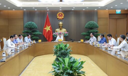 Thủ tướng: Làm rõ trách nhiệm, xử lý nghiêm và không để tái diễn việc thiếu sách giáo khoa