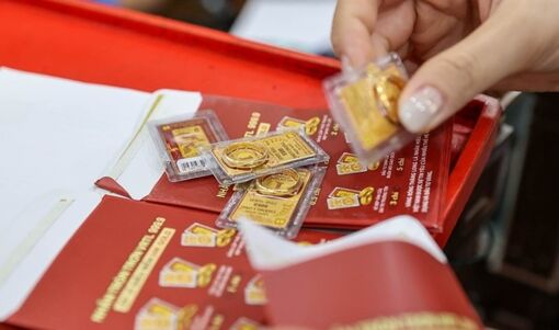 Giá vàng hôm nay, 22/9: Giảm mạnh