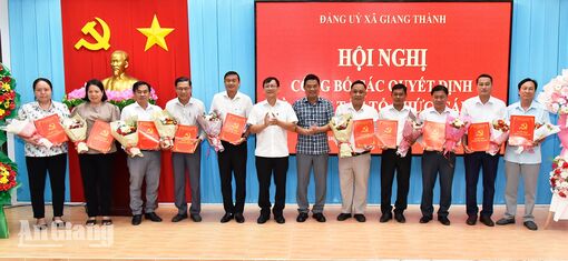 Giang Thành thành lập mới 10 chi bộ