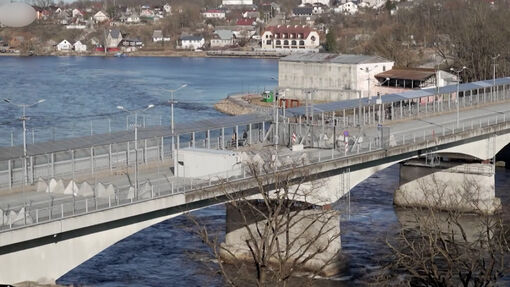 Nga hạn chế đi lại tại khu vực gần biên giới Estonia