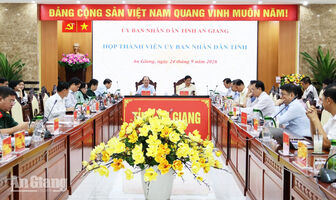 An Giang thống nhất chủ trương mở 9 điểm neo đậu, bốc dỡ thủy sản tạm thời