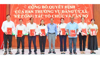 Xã Vĩnh Thuận thành lập mới 8 chi bộ