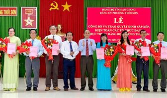 Thành lập mới 9 chi bộ trực thuộc Đảng bộ phường Thới Sơn