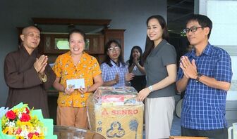 Xã U Minh Thượng bàn giao 2 căn nhà Đại đoàn kết