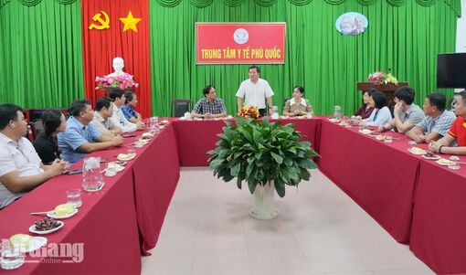 Phó Bí thư Tỉnh ủy An Giang, Bí thư Đảng ủy đặc khu Phú Quốc Đinh Văn Nơi yêu cầu xây dựng Quỹ cấp cứu bệnh nhi