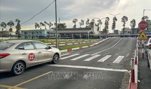 Siết hoạt động tập lái xe trên cao tốc chưa hoàn thiện
