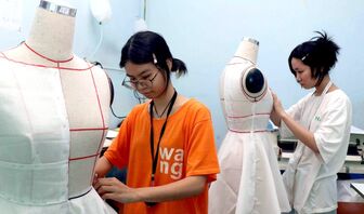 Thi tốt nghiệp trung học nghề gồm toán, ngữ văn, 2 môn định hướng nghề nghiệp và chuyên môn nghề