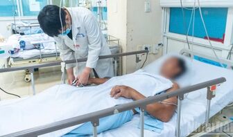 Bệnh viện Quân y 120 cứu thành công một bệnh nhân bị rắn cắn nguy kịch