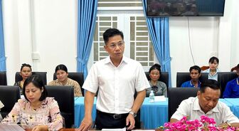 Ô Lâm kiến nghị tháo gỡ khó khăn trong xóa mù chữ cho người Khmer