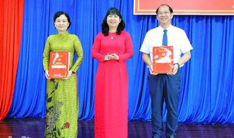 Châu Phú kết thúc hoạt động 2 đảng bộ, thành lập 8 chi bộ